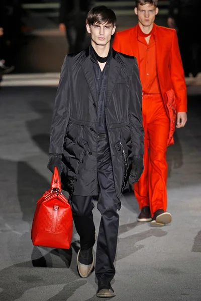 Look 41
